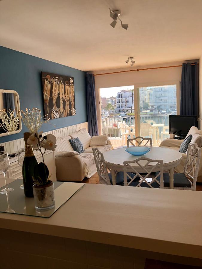 Apt Port Rhodes C, 2 Chbres, 2 Terrasses, Vue Sur Canal Principal De La Marina Et Sur Les Pyrenees Empuriabrava Kültér fotó